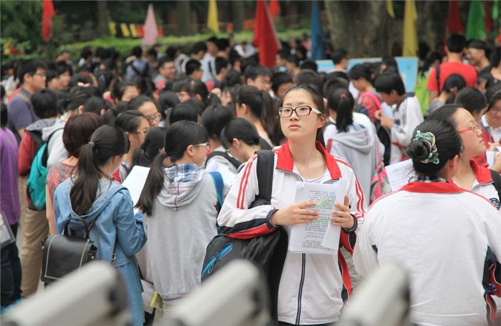 湖北高考数学难度2021